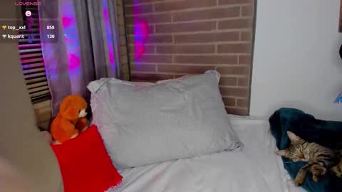 liam online show from 02-05-26, 02:49