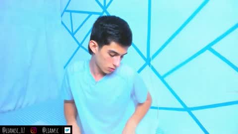 Snapshot of liam_scott77 chatting on 10-17-25, 08:22 Liam scott77 online show from 10-17-25, 08:22