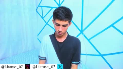 Snapshot of liam_scott77 chatting on 11-14-25, 01:48 Liam scott77 online show from 11-14-25, 01:48