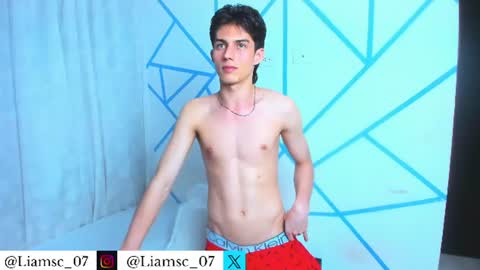 Snapshot of liam_scott77 chatting on 07-09-26, 03:32 Liam scott77 online show from 07-09-26, 03:32