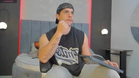 Liam online show from 03-04-26, 09:32