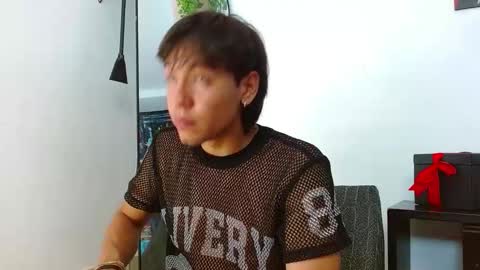 liamxul online show from 10-18-25, 07:36