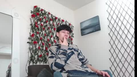 Liam  online show from 05-30-26, 07:33