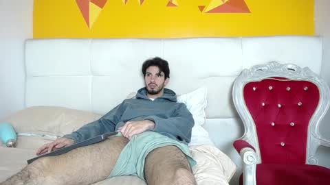 LiamLuxe online show from 12-27-24, 12:34