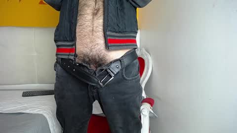 LiamLuxe online show from 01-06-25, 03:19