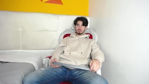 LiamLuxe online show from 01-13-25, 12:13