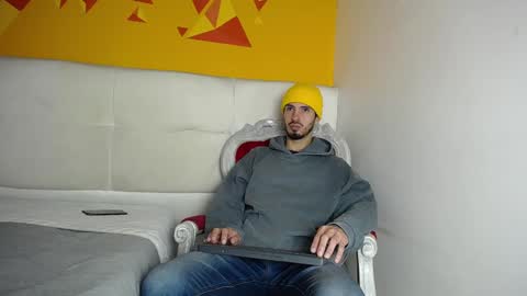 LiamLuxe online show from 01-21-25, 12:07