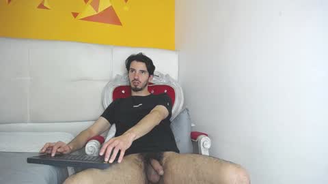LiamLuxe online show from 01-21-25, 06:12