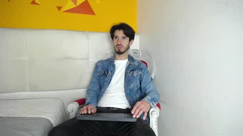 LiamLuxe online show from 01-24-25, 12:31