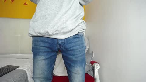 LiamLuxe online show from 01-28-25, 06:39