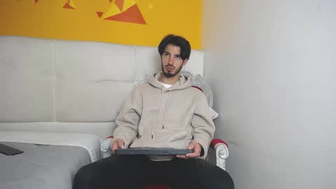 LiamLuxe online show from 01-30-25, 12:16