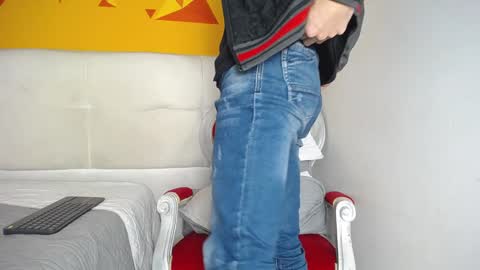 LiamLuxe online show from 02-01-25, 06:40