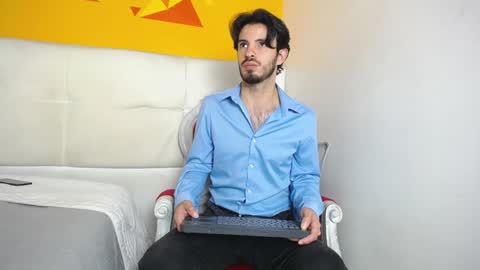 LiamLuxe online show from 02-05-25, 06:04