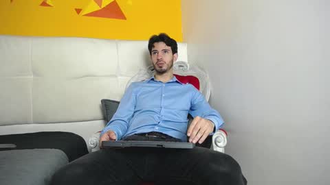 LiamLuxe online show from 03-04-25, 12:44