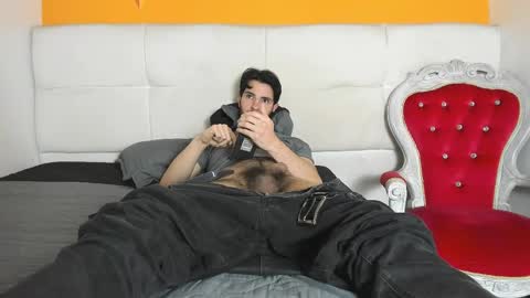 LiamLuxe online show from 03-11-25, 05:24
