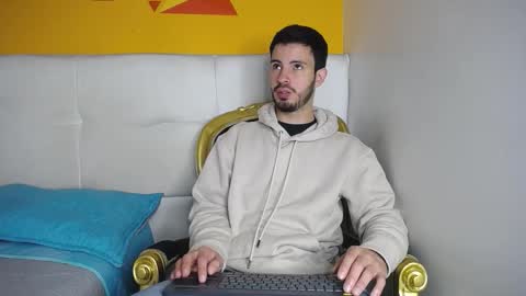 LiamLuxe online show from 09-13-25, 12:27