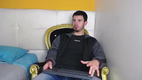 LiamLuxe online show from 09-20-25, 01:34