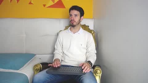 LiamLuxe online show from 10-16-25, 01:12