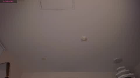 Liam online show from 12-23-25, 04:10