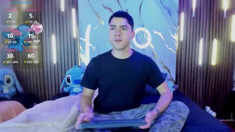 Snapshot of liamnovak chatting on 11-23-25, 12:05 Liam online show from 11-23-25, 12:05