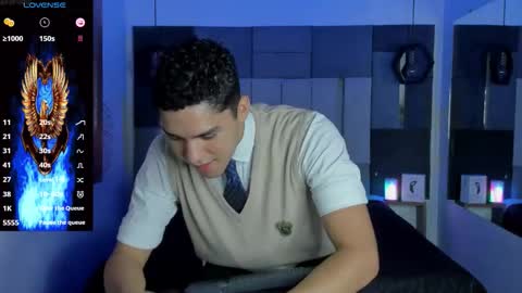 Snapshot of liamnovak chatting on 12-03-25, 11:30 Liam online show from 12-03-25, 11:30