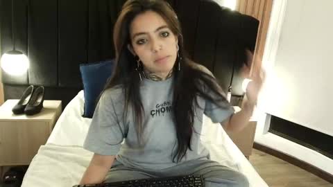 Snapshot of liamonroee_ chatting on 03-13-26, 11:50 L I A M O N R O E online show from 03-13-26, 11:50