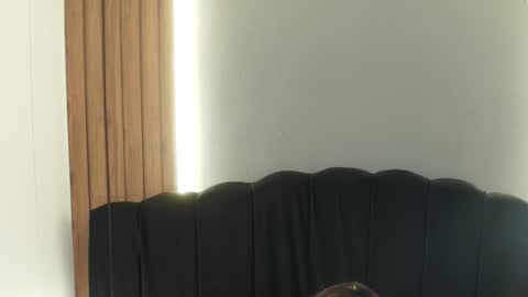 Snapshot of liamonroee_ chatting on 03-14-26, 12:21 L I A M O N R O E online show from 03-14-26, 12:21