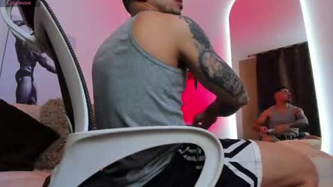 Snapshot of liamreigns_ chatting on 07-04-26, 09:59 liam online show from 07-04-26, 09:59