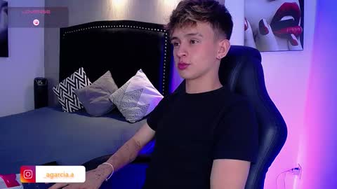 liam online show from 03-29-26, 04:45