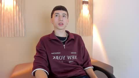 lian_cameron online show from 02-06-26, 04:06