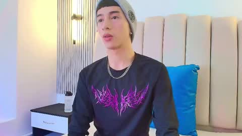 lian_cameron online show from 03-19-26, 04:05