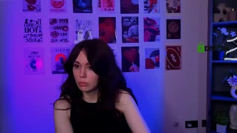 Snapshot of liana_best chatting on 07-16-26, 07:20 Li online show from 07-16-26, 07:20