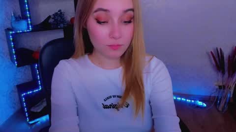 Liana online show from 12-14-24, 05:47