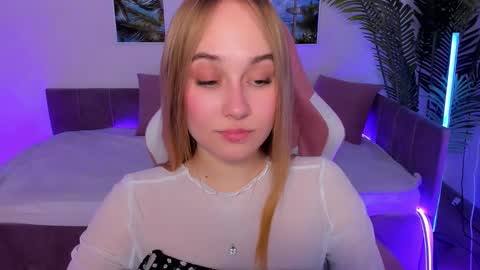 Liana online show from 03-06-25, 11:47