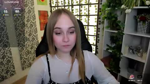 Liana online show from 03-10-25, 05:22