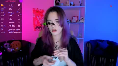 Snapshot of liana_kisses chatting on 09-20-25, 07:04 Little Liana online show from 09-20-25, 07:04