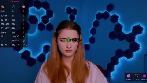 Little Liana  online show from 11-25-25, 09:04