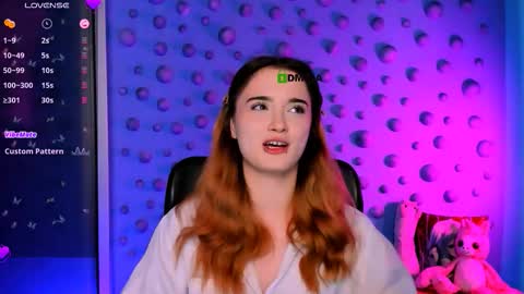 Little Liana  online show from 11-26-25, 08:43