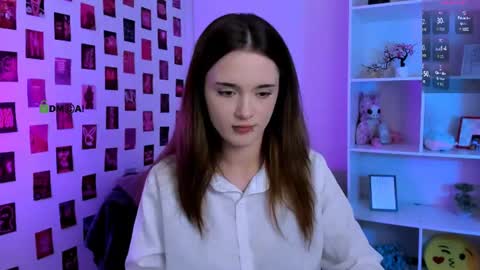 Little Liana  online show from 07-11-26, 08:44