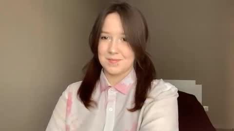 Sofia online show from 04-16-26, 04:08