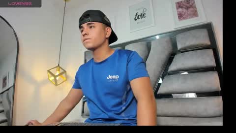 lianfox_ online show from 04-16-26, 12:50