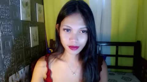 Snapshot of lianne_cum chatting on 06-11-26, 02:53 Ms LIANNE online show from 06-11-26, 02:53