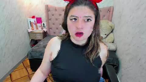 Grace online show from 12-18-25, 04:35