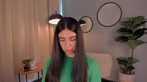 Lia online show from 02-03-25, 02:02