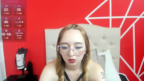 Lia Roberts online show from 01-10-25, 04:30