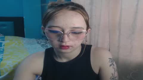 Lia Roberts online show from 01-24-25, 12:10