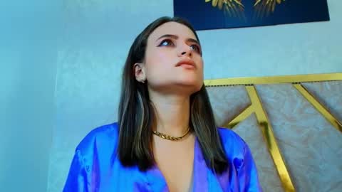 Snapshot of liaruso chatting on 12-23-24, 12:46 liaross online show from 12-23-24, 12:46