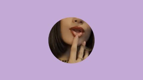 Snapshot of liaruso chatting on 01-29-25, 01:27 liaross online show from 01-29-25, 01:27