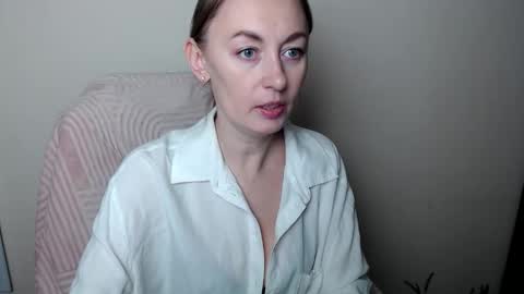 Lia online show from 02-02-26, 09:19