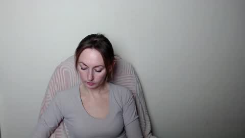 Lia online show from 03-12-26, 01:39